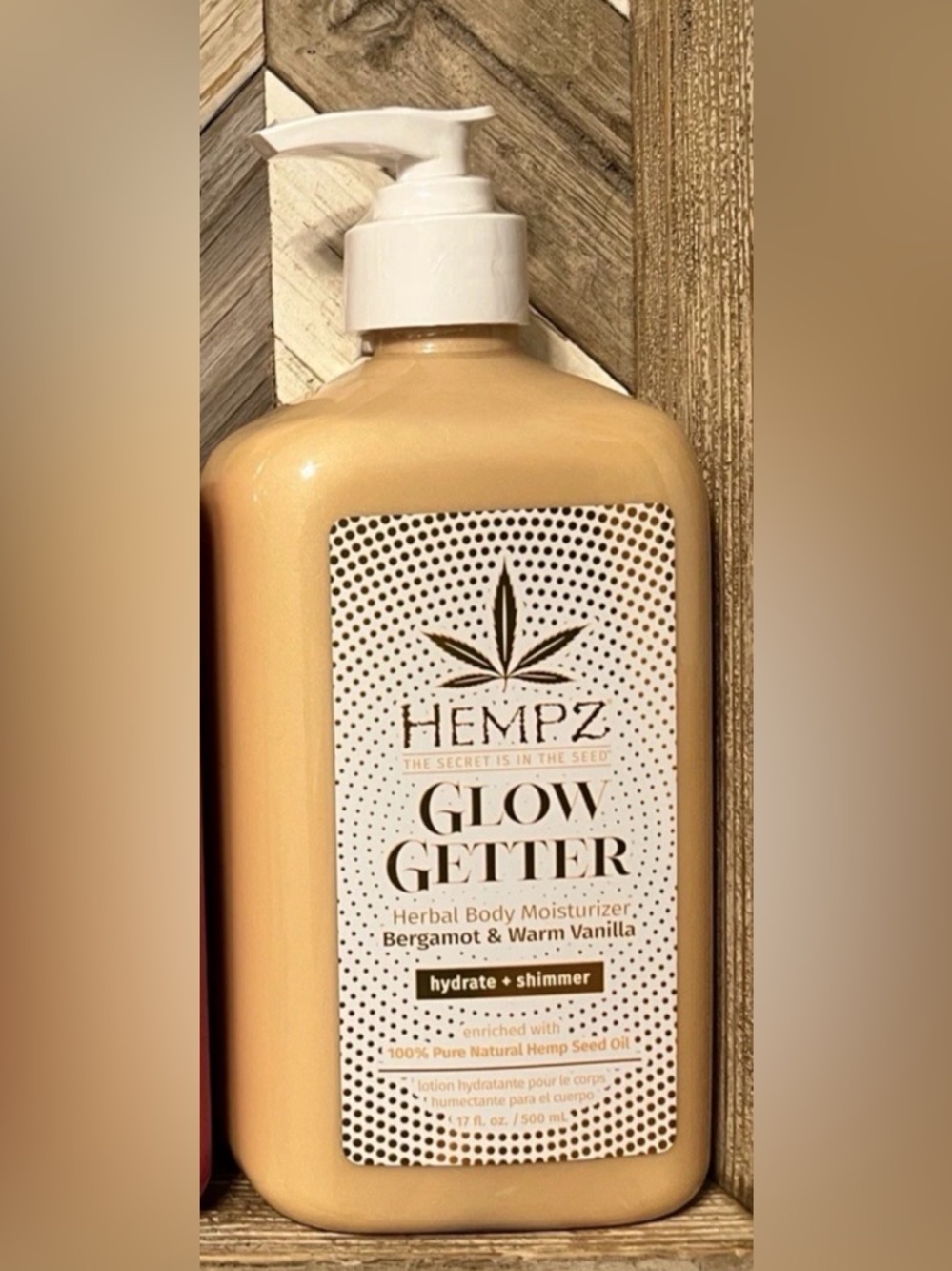Hempz Glow Getter Body Moisturizer — 17 fl oz NEW